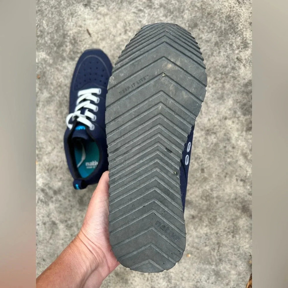 Native Cornell Lace Up  Sneakers, size 38 - Picture 6 of 8